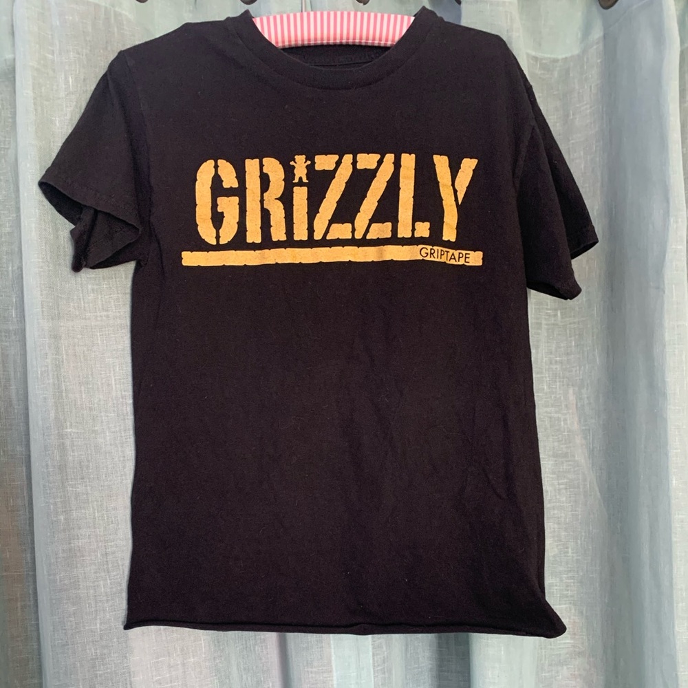 Throwback Tee - Picture 1 of 2